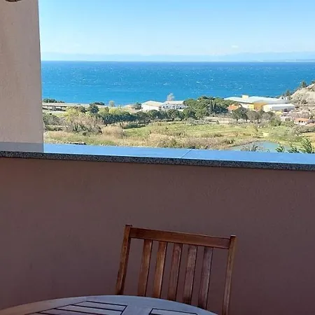 Apartment Winehouse With Seaview Gregoric