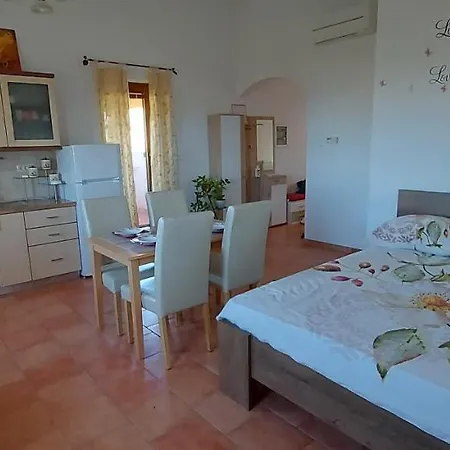 Apartment Winehouse With Seaview Gregoric Izola