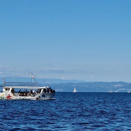 Winehouse With Seaview Gregoric Izola